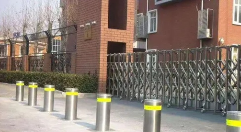 安裝學校男女日皮的视频的必要性